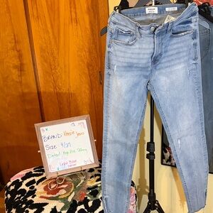 Kenzie Vintage Ultimate High-Rise Skinny Jeans | Light Wash | Size 4